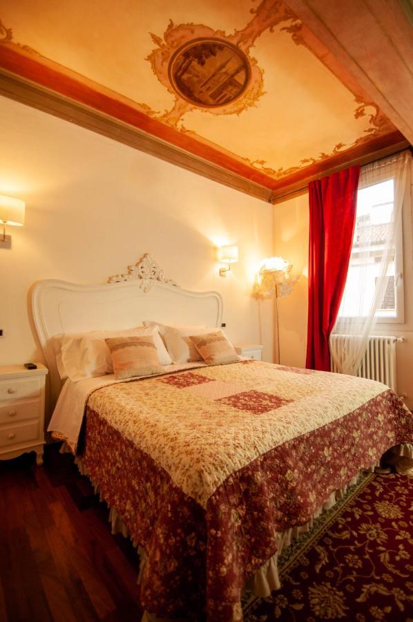 Porta Antica Apartment Болонья Экстерьер фото